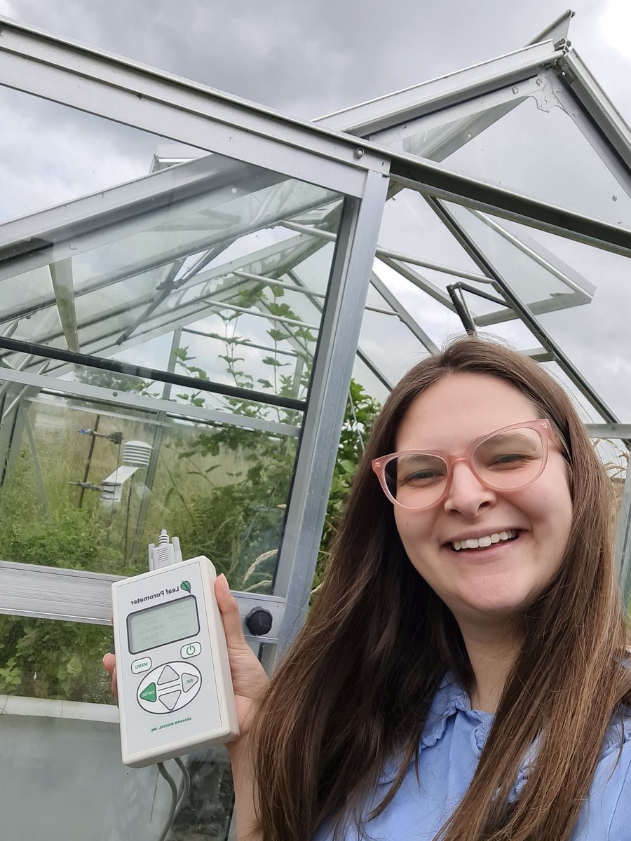 Happy #IWED23 from this woman in engineering and her trusty porometer! Women still make up only around 16% of the engineering workforce, I hope this figure continues to rise. Proud to be a woman engineer for @CDTWire and @NGIF_UK