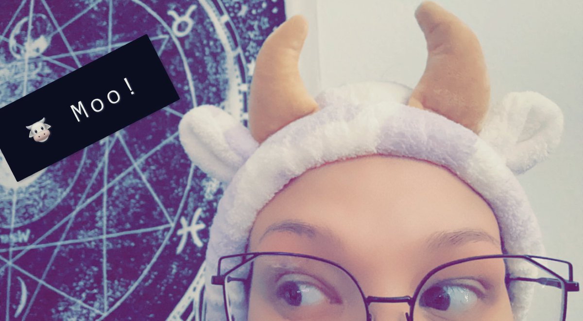 ForeverEsoteric's tweet photo. Good morning, lovelies! (Extra early!)
🐮 I’m a cow.
^ Literally. Breastfeeding = Pumping at odd hours. #MomStatus #BehindTheScenes https://t.co/WOP8EBde6o