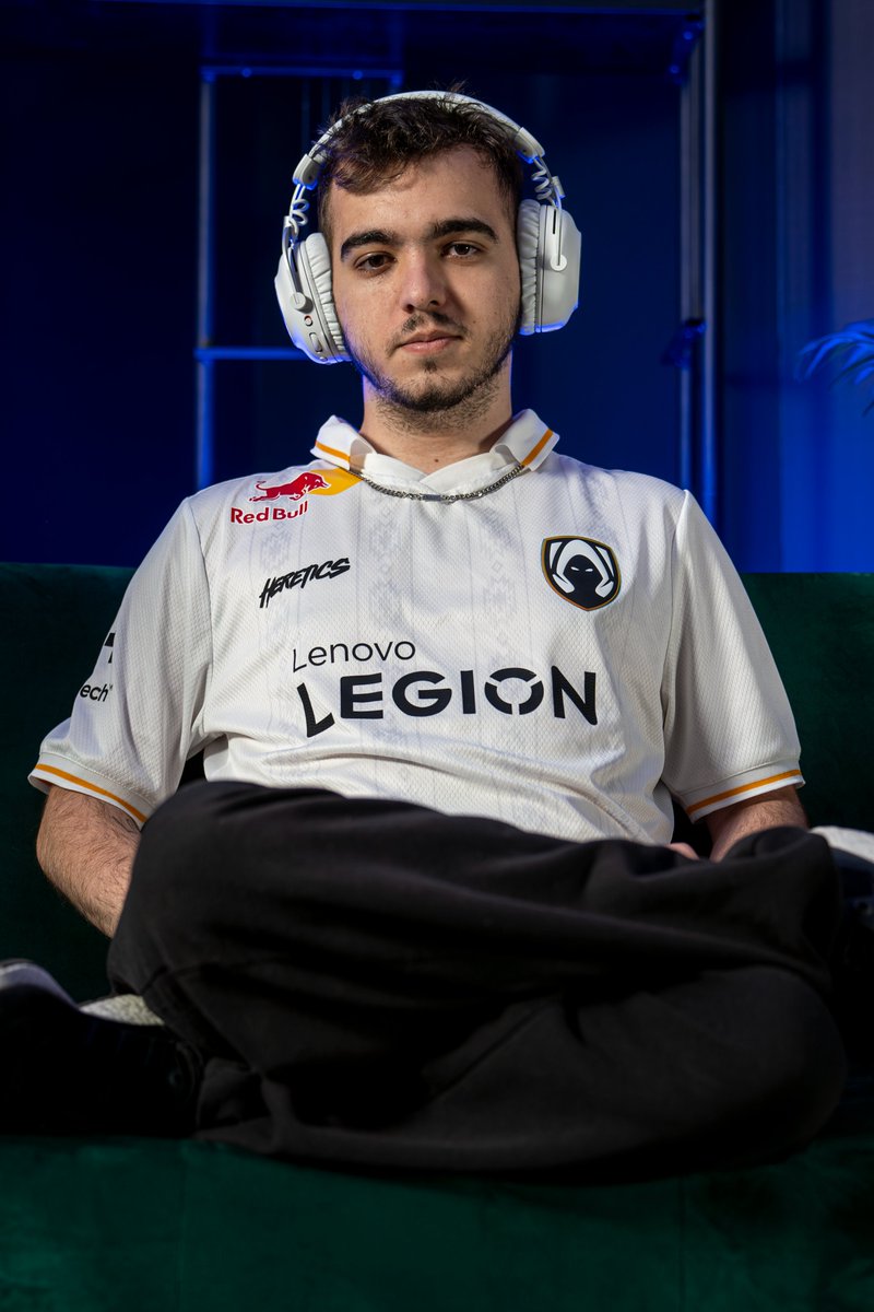 🎁 SORTEO 🎁

De la mano de <a href="/LogitechG_ES/">Logitech G España</a> sortearemos unos cascos 'G PRO X 2 LIGHTSPEED' 🎧

REQUISITOS:
   ✅ Seguir a: <a href="/TeamHeretics/">Team Heretics</a> y a @HereticsEsports
   🔁 RT 

Daremos el ganador el día 30/06, ¡mucha suerte!
(Flakked no está incluido por desgracia)