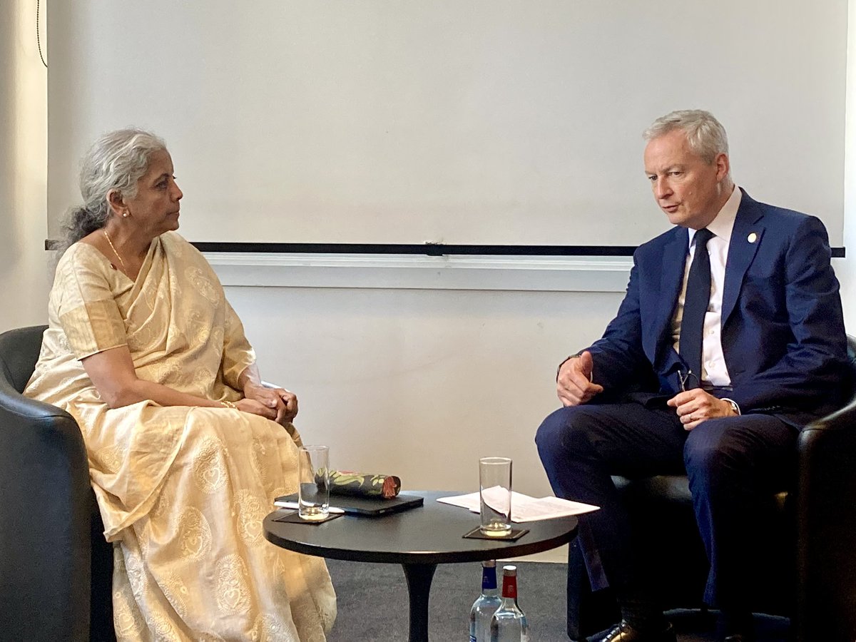 Union Finance Minister Smt. @nsitharaman met Mr. @BrunoLeMaire Minister of Economy, Finance and Industrial and Digital Sovereignty, France, on the sidelines of the Summit for the #NewGlobalFinancingPact today in Paris.
 
The Ministers exchanged views on key #G20 deliverables