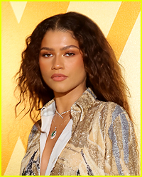 Zendaya Hung Out With a Superstar While in Paris This Week See which superstar was spotted with Zendaya this week in Paris – Just Jared Jr A politician has filed an “official grievance” against Taylor Swift – DListed Bella Thorne is getting married –... https://t.co/657RYVmhvU