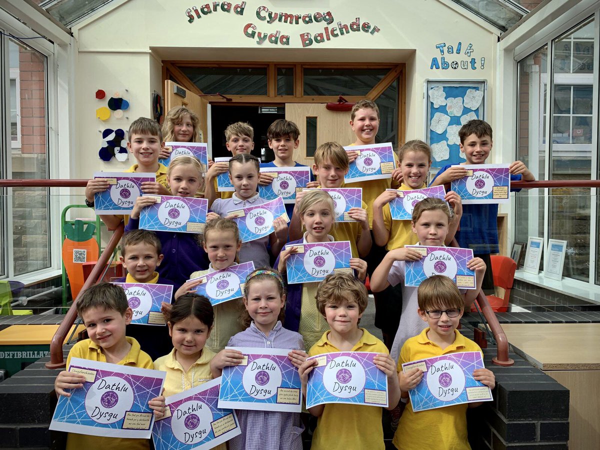 Pencae2's tweet photo. Llongyfarchiadau i’r disgyblion Dathlu Dysgu yr wythnos hon. / Congratulations to this week’s Dathlu Dysgu winners. 🌟🤩 https://t.co/lKUI0xhcb3
