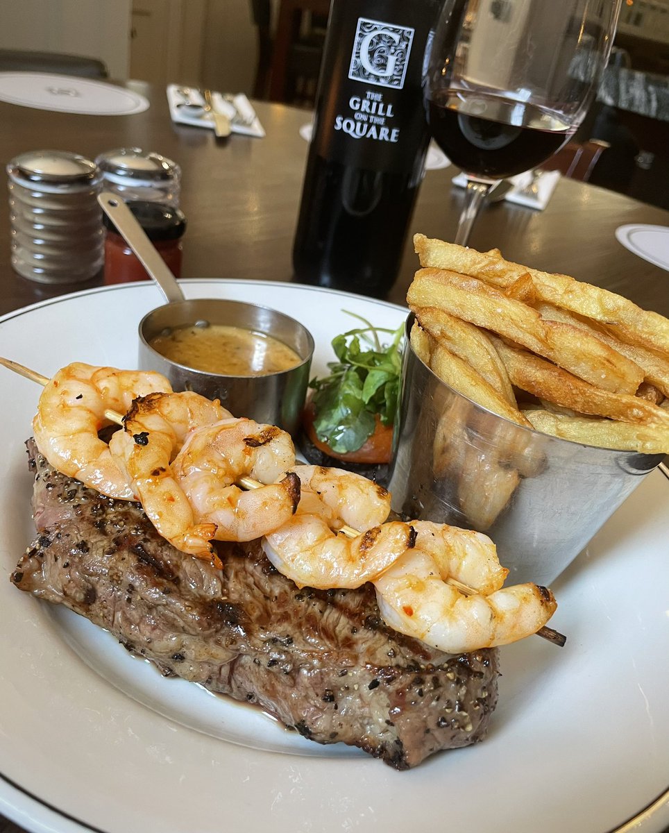 - #STEAK &amp; #SEAFOOD -

Create your perfect Surf &amp; Turf from our Steak, Extras, Sauces and sides selection. 

All of our prime steaks are served with roast tomato, flat garlic mushroom and triple cooked chips or French fries. 

TheGrillOnTheSquare.co.uk
#Warrington
#Cheshire