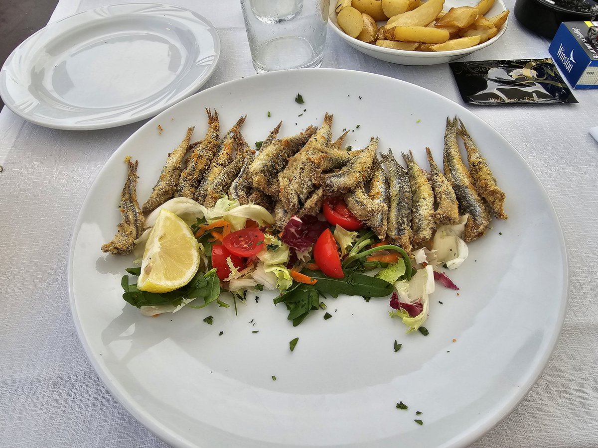 biertank_ch's tweet photo. Italie 😍 ändlig wiider sändele ohni, dass ein öber krum alluegt 😆 https://t.co/phow8O9ud2