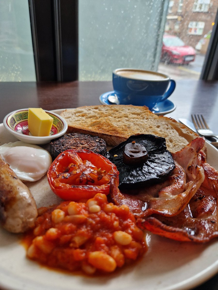 Charlotte Considine tweet media