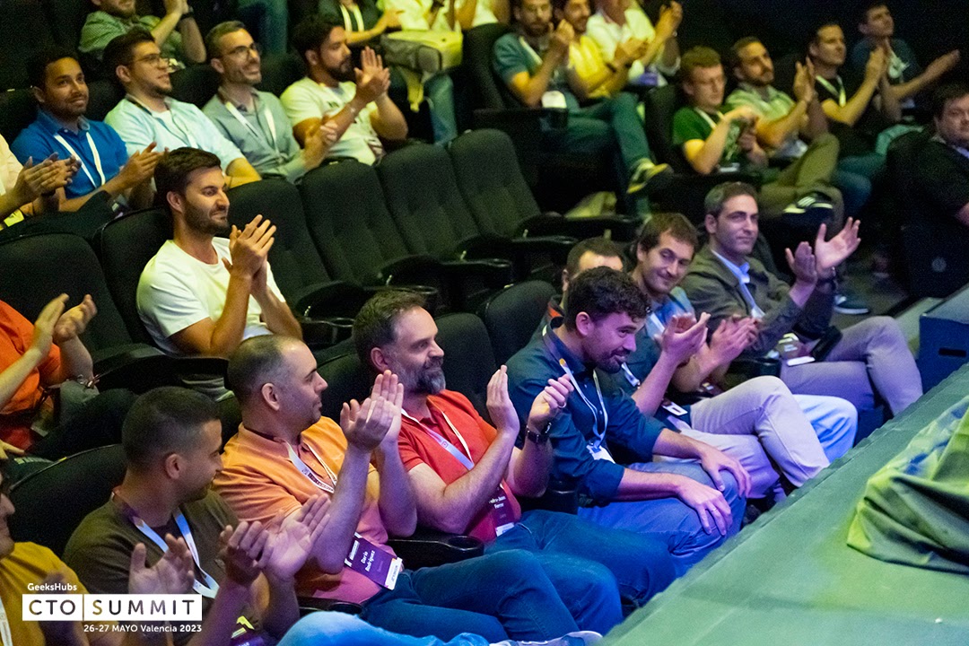 LibereTech's tweet image. Hace unas semanas se celebró el @geeksctosummit, y allí estuvo nuestro compi @jgargallo disfrutando del evento y asistiendo como candidato a mejor CTO 2023. 
¡Gran evento para ampliar red de contactos y estar al día en los avances del liderazgo técnico!