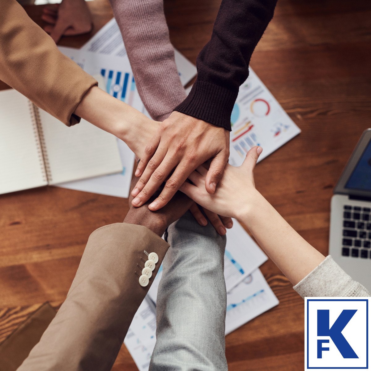 Unsere Finanzierungsspezialisten stehen Ihnen für alle Anliegen rund um die Themen Finanzierung, Bausparen und Private Kredite zur Verfügung.
 
Haben Sie Fragen? Schreiben Sie uns!

“Der Weg entscheidet!”

#finanzierung #finanzen #bausparen #hausbau #kredit #team #germany