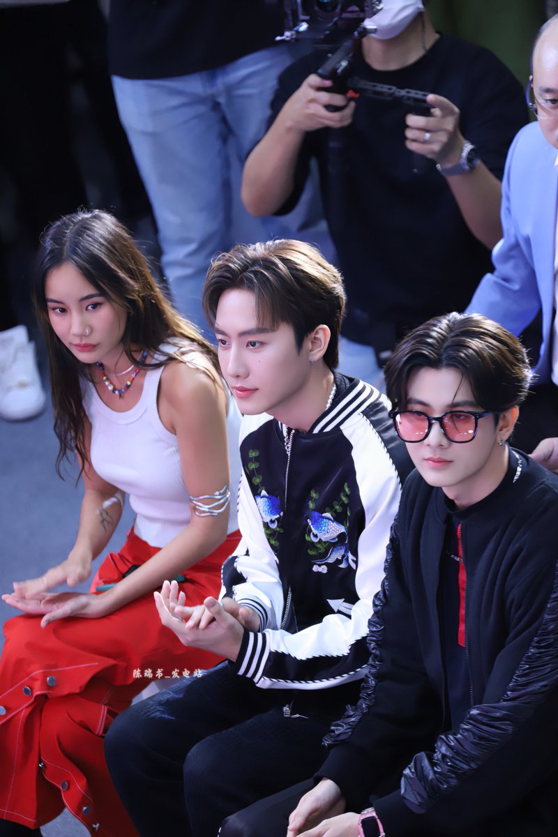MarksiwatActiv1's tweet photo. 2023.06.23

Picture Update @Siwat666666

#TaiwanExcellence 
#TaiwanExcellenceXBonzMark
#MSIWAT https://t.co/npLvCmUm1A