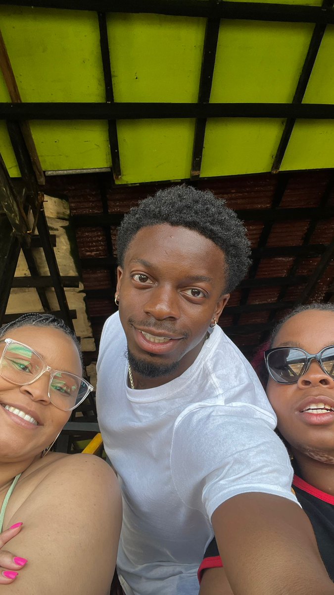BsuOffice's tweet photo. After graduation, a group of seniors journeyed to Ghana for two weeks. The new friends, experience, and joy of learning more about social work in the country were incredible! What a fantastic way to close out their academic career with BSU. https://t.co/shtBX8tkEI