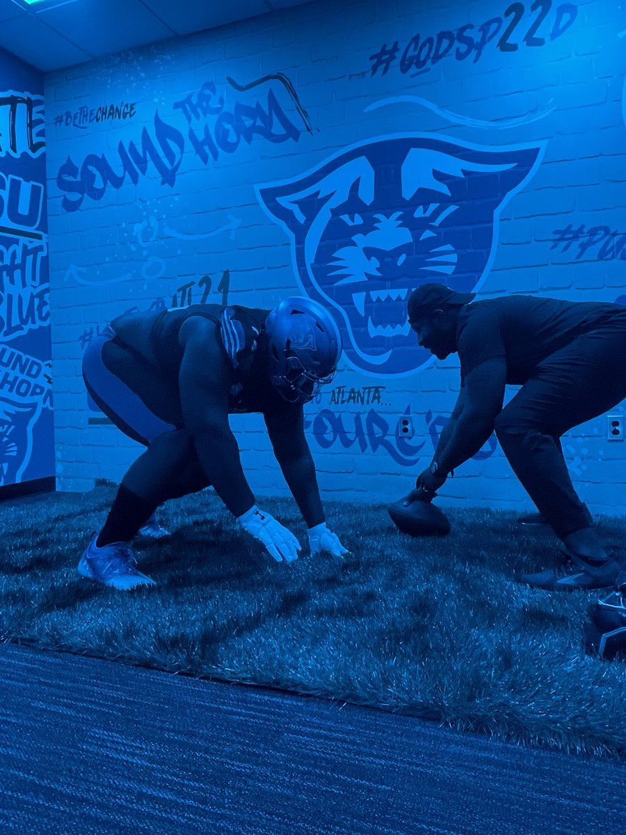PressleyLorenzo's tweet photo. GSU🔵⚪️
@CoachBake99 @CoachASmith_ @CoachEstepLCHS https://t.co/vN0ZEKXO2v