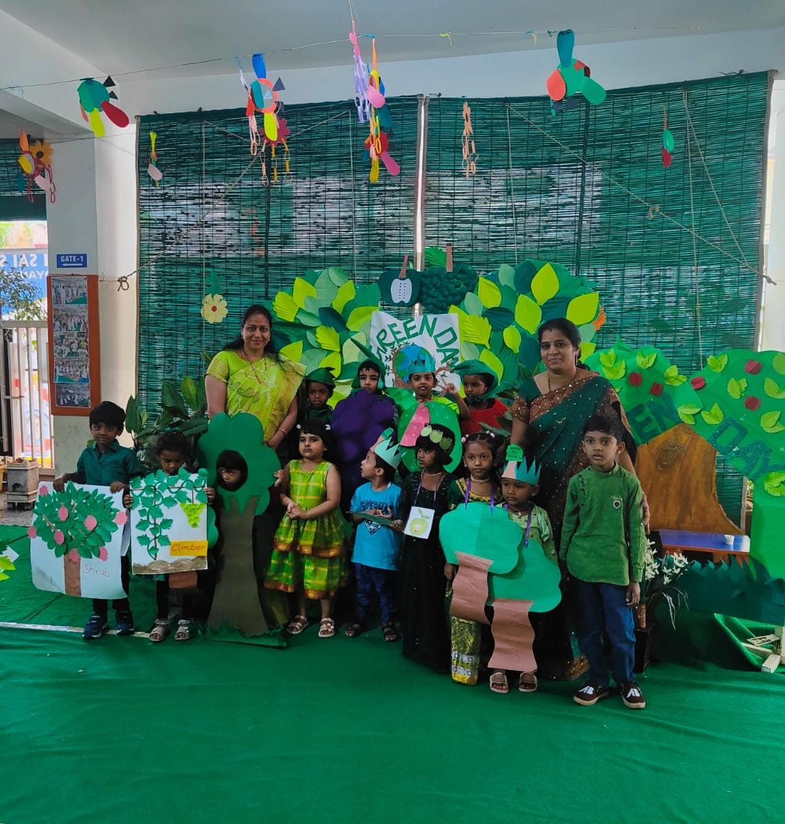sssv_school's tweet photo. GREEN COLOUR DAY CELEBRATIONS
"East or West Going green is the Best"
GO GREEN
.
.
.
#Greenday #gogreen #greencolourday #gogreen💚 #sssvn #srisaisaraswathividyanikethan https://t.co/4gt1n3qxcK