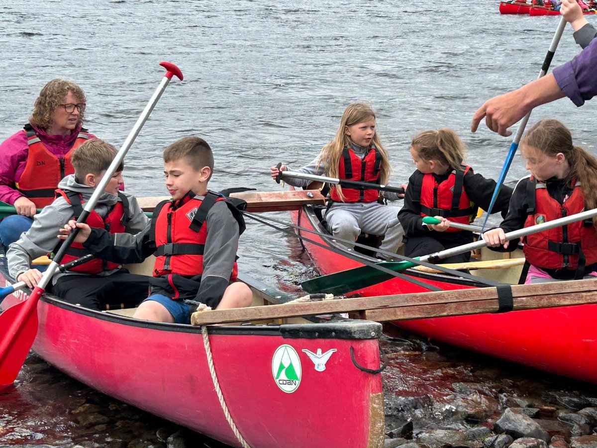 KirkbyTrips's tweet photo. What a great final experience on Derwent Water with Keswick Canoe and Bushcraft. Hard work but worth every minute and no- one fell in! #derwentwater #keswick https://t.co/ThrqKSkpeK