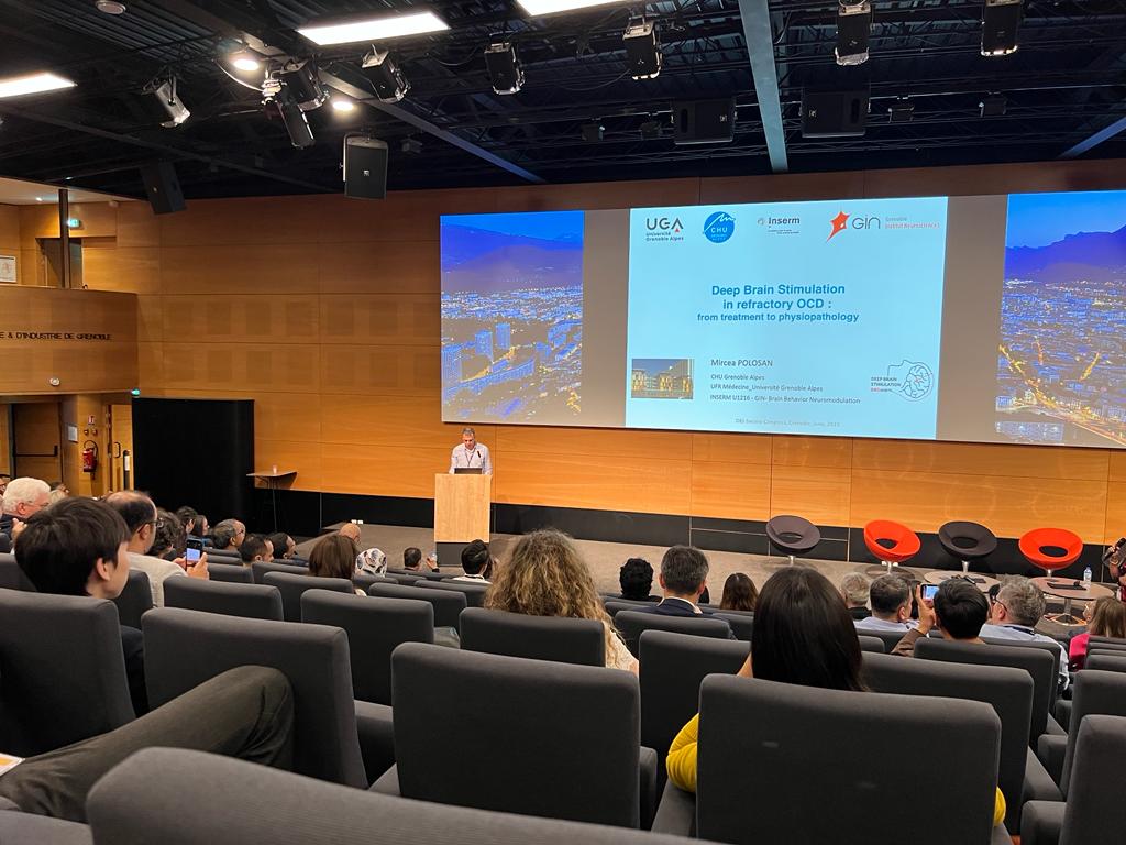Eduardo Barreto (@ecbarreto) on Twitter photo Aula sobre estimulação cerebral na doença obsessiva compulsiva, com o neurologista e psiquiatra Dr. Mircea Polosan, da Universidade de Grenoble, no 1° Congresso da Sociedade de Estimulação Cerebral Profunda (<a href="/dbssocietyorg/">Deep Brain Stimulation Society</a>). #DBS #Grenoble #estimulaçãocerebralprofunda Aula sobre estimulação cerebral na doença obsessiva compulsiva, com o neurologista e psiquiatra Dr. Mircea Polosan, da Universidade de Grenoble, no 1° Congresso da Sociedade de Estimulação Cerebral Profunda (<a href="/dbssocietyorg/">Deep Brain Stimulation Society</a>). #DBS #Grenoble #estimulaçãocerebralprofunda