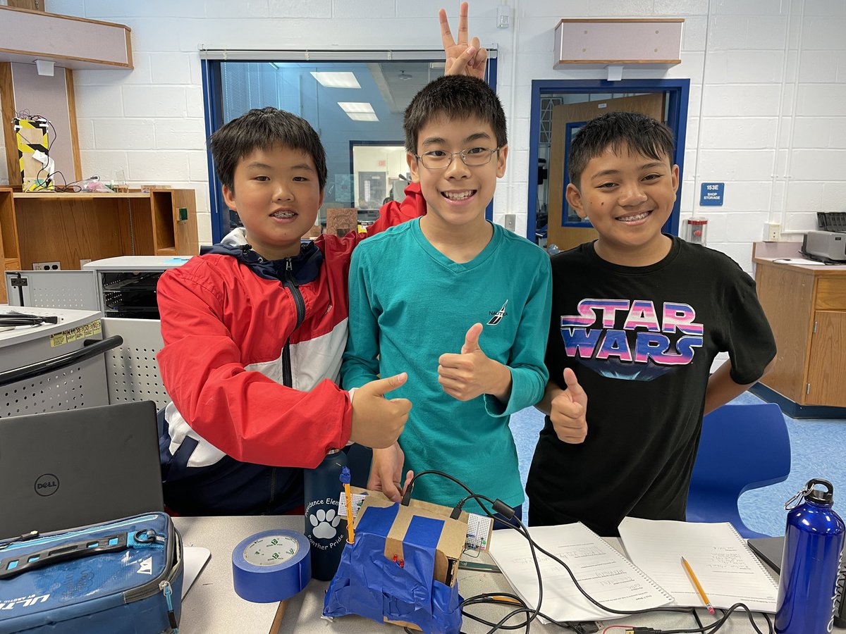 KJMS Makerspace tweet media