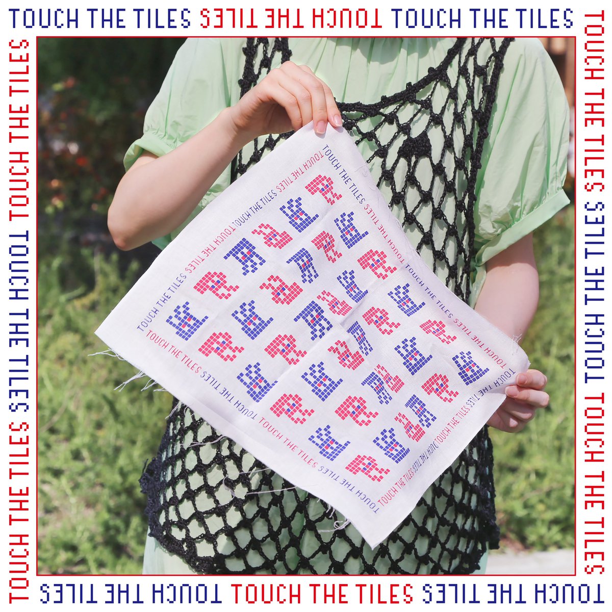 アーティスト鷲尾友公氏とのコラボ手ぬぐい！ハンカチサイズで使いやすさ抜群です🕺🕺
#鷲尾友公 #washiotomoyuki 

andrainbow.theshop.jp