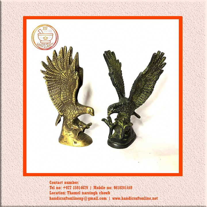 handicraft_np's tweet image. 🦅 Soar to new heights of elegance! ✨ Introducing our stunning Brass Eagle collection. 🌟 
#BrassEagle #MajesticGrace #StrengthAndFreedom #HomeDecor #LimitedStock