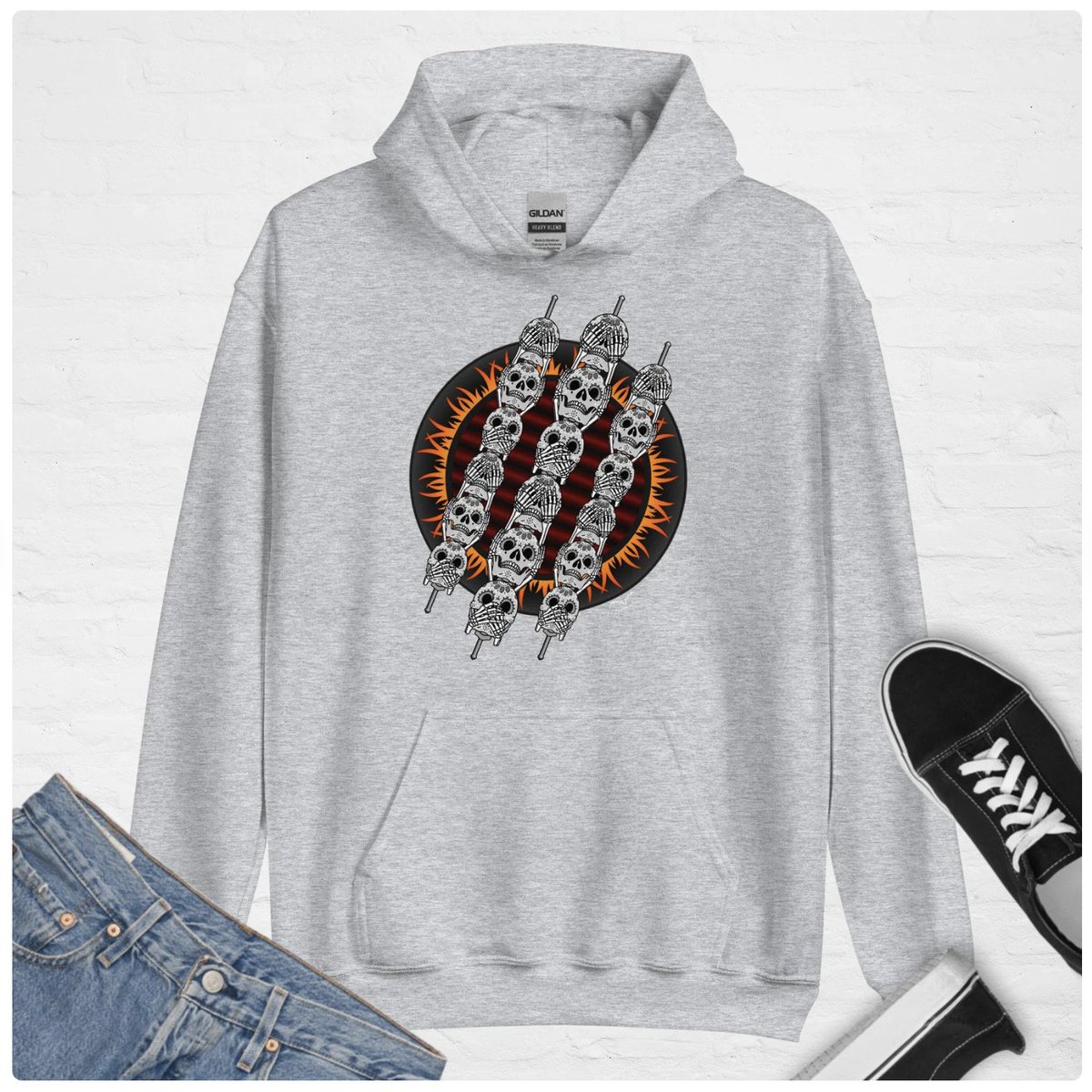 StormseyeDesign's tweet image. Skull Skewers BBQ Shirt - awesome gift for the King or Queen of the grill.  I'm not weird - you're weird... :D etsy.com/uk/shop/Storms…
#lovetocreate #supporthandmadegoods 
 #tshirtdesign #EtsySeller #originalart