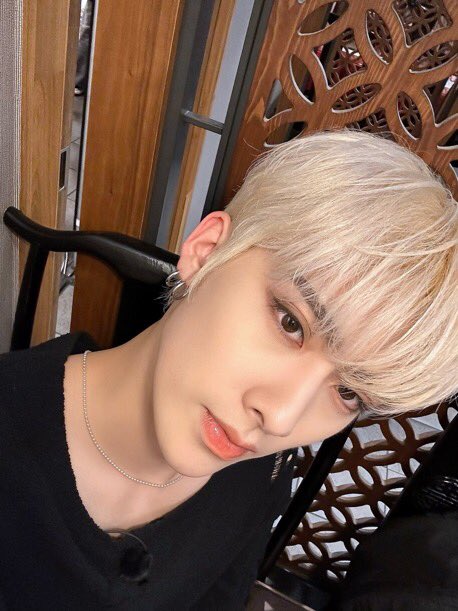 As members of zb1, this is our inaugural variety show, and we're thoroughly enjoying the experience of spending quality time together.