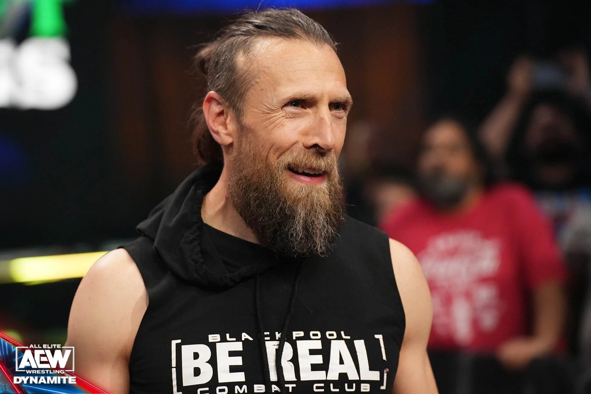 @bryandanielson has been “banged up” of late, and there were some spots limited in his #AEW Double or Nothing 2023 Anarchy in the Arena match as a result. 

- @FightfulSelect