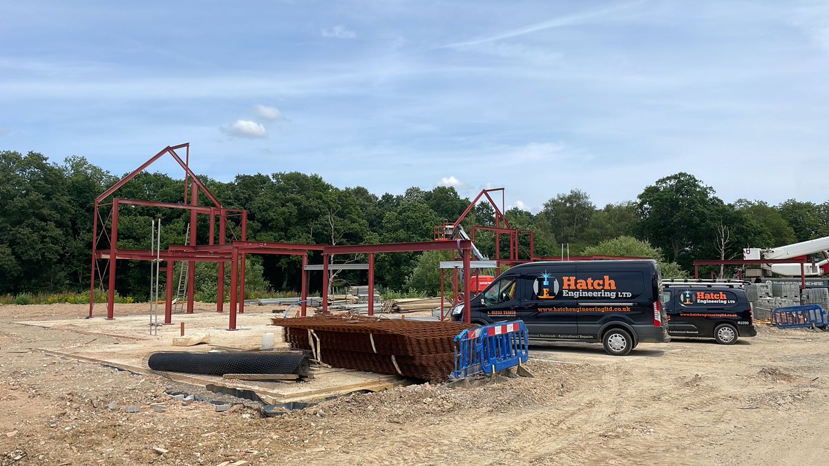 HatchEngLtd's tweet photo. Fabricated structural steel for 31 bespoke new build homes on a private 20-acre estate in the heart of the Kent Countryside. #bespokehomes #steelwork #welding #installation https://t.co/TaSDa4dtMQ