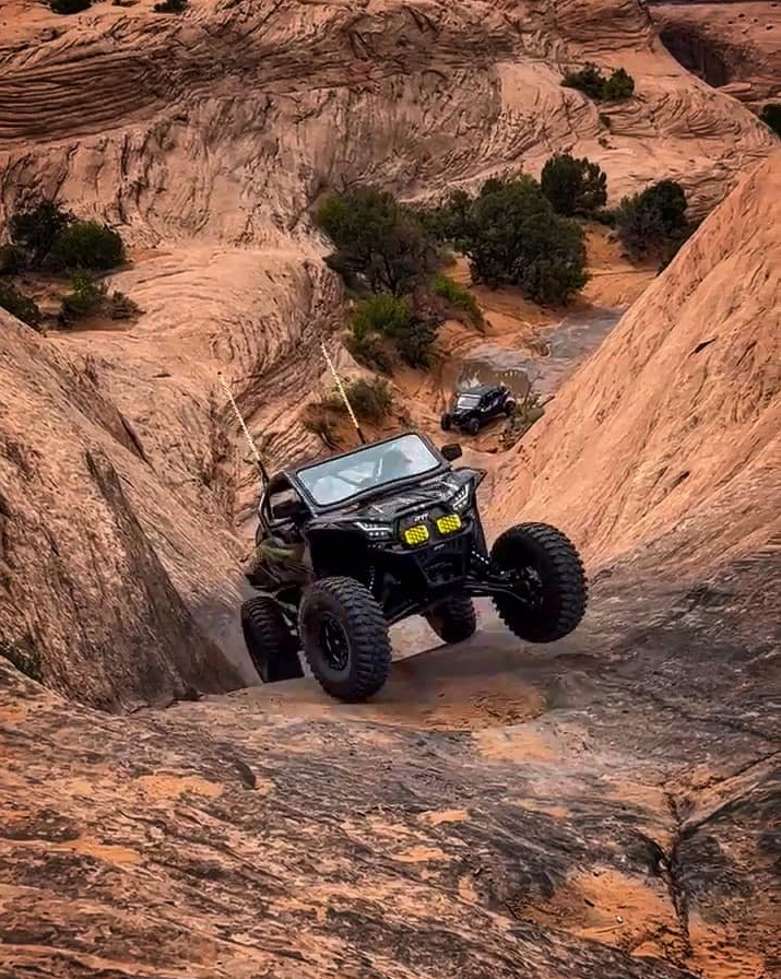 superatvtweet's tweet photo. 💪 Bob Yeoman did his #KawasakiKRX up
right with a huge build list including #SATV Atlas Pro
Series High-Clearance Forward Offset A-arms! 😎🔥
#BuiltforBattle #SATVsuspension
#superatv #satvnation #teamsuperatv #aarms
#lifetimewarranty #freeshipping #happycustomer
#atlaspro #krx https://t.co/8dKrpaqgGK
