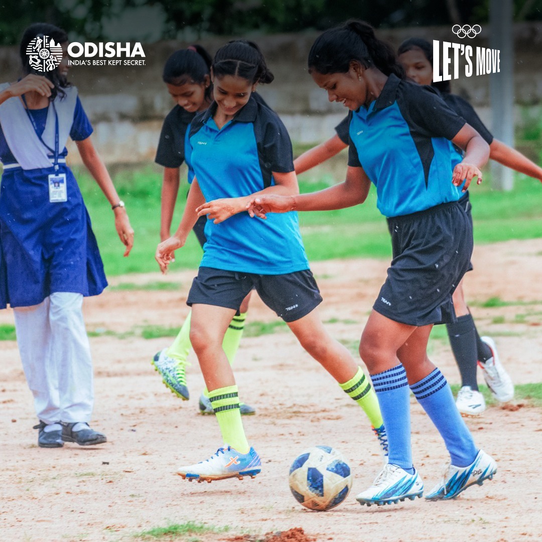 Happy #OlympicDay 

Around 63,000 schools in #Odisha have joined the #LetsMove campaign launched by @Olympics and @WHO in collaboration with @abfoundationind to highlight the importance of exercise and movement. #fitness #health