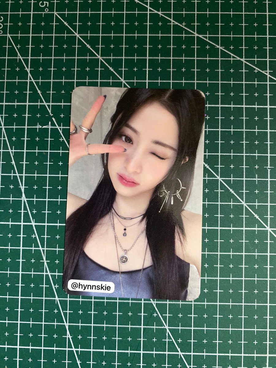 hynnskie's tweet photo. wts want to sell lfb

yunjin unforgiven m2 b ver

280k idr + pair 2 pc bisa pilih

can ww shipping
🍊✅
ina based
payo/dop 3 days

t. wts yunjin lesserafim unforgiven m2 b ver ina ph malay uk us ch thai ww https://t.co/rJWfGsAuzn