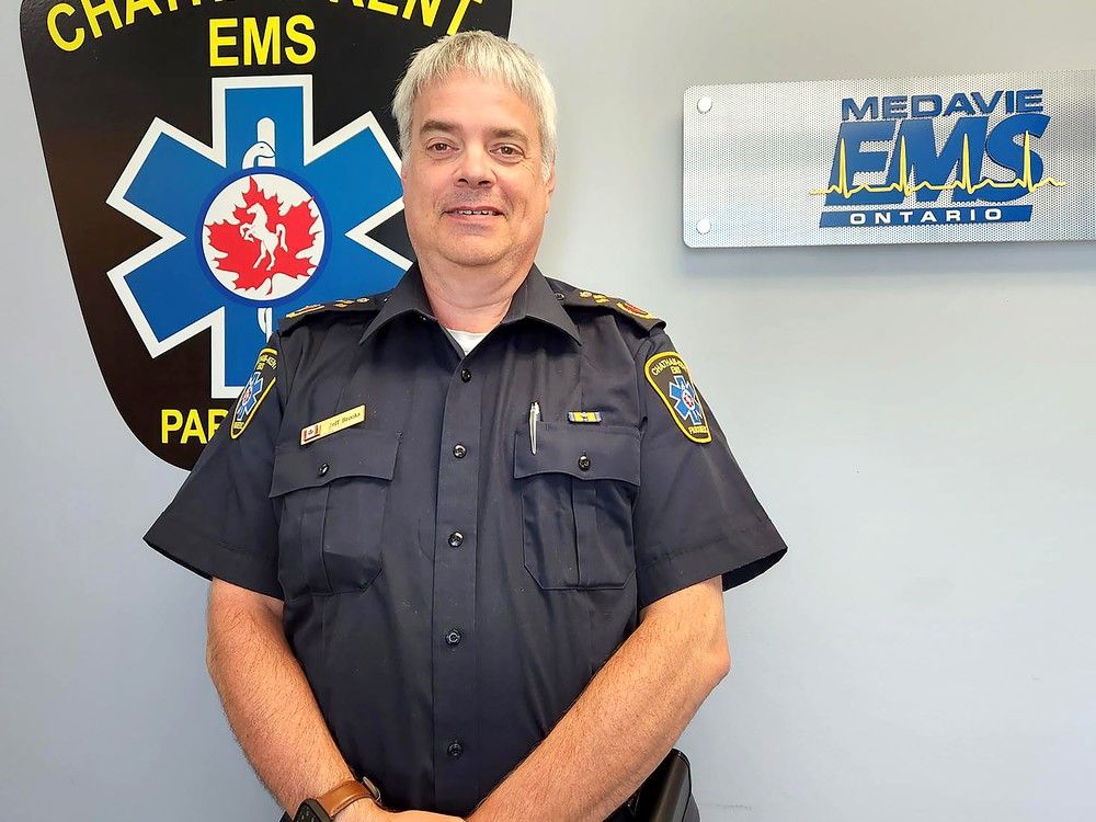 Jeff Brooks steps into new role as General Manager of #ChathamKent EMS.

With 30+ years in EMS, his vast experience and leadership promise to uphold the mission of improving wellbeing of Canadians.

Congratulations, Jeff!

Read more 👉 zurl.co/Tm9H 

#paramedicine