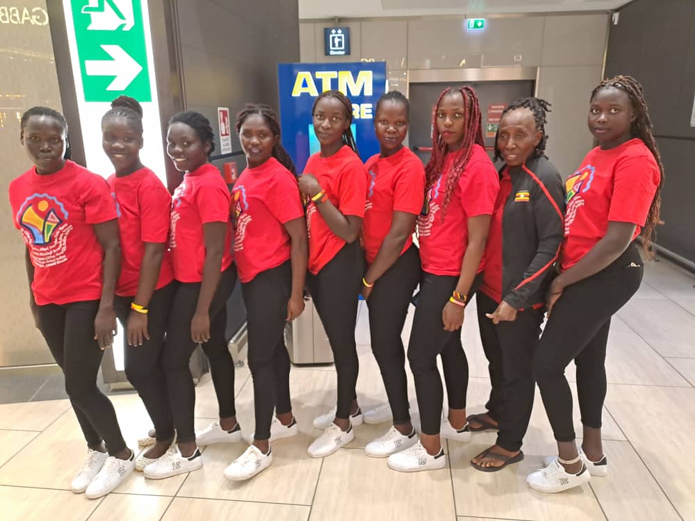 We partnered with @Uhandball to send the Uganda National Beach Handball Team to the African Beach Games in Hammamet, Tunisia from 23rd-30th June. 

Uganda will compete with Tunisia, Mali & Algeria for one slot to the World Beach Games in August. Let's cheer on #TeamUganda! 🇺🇬🏐