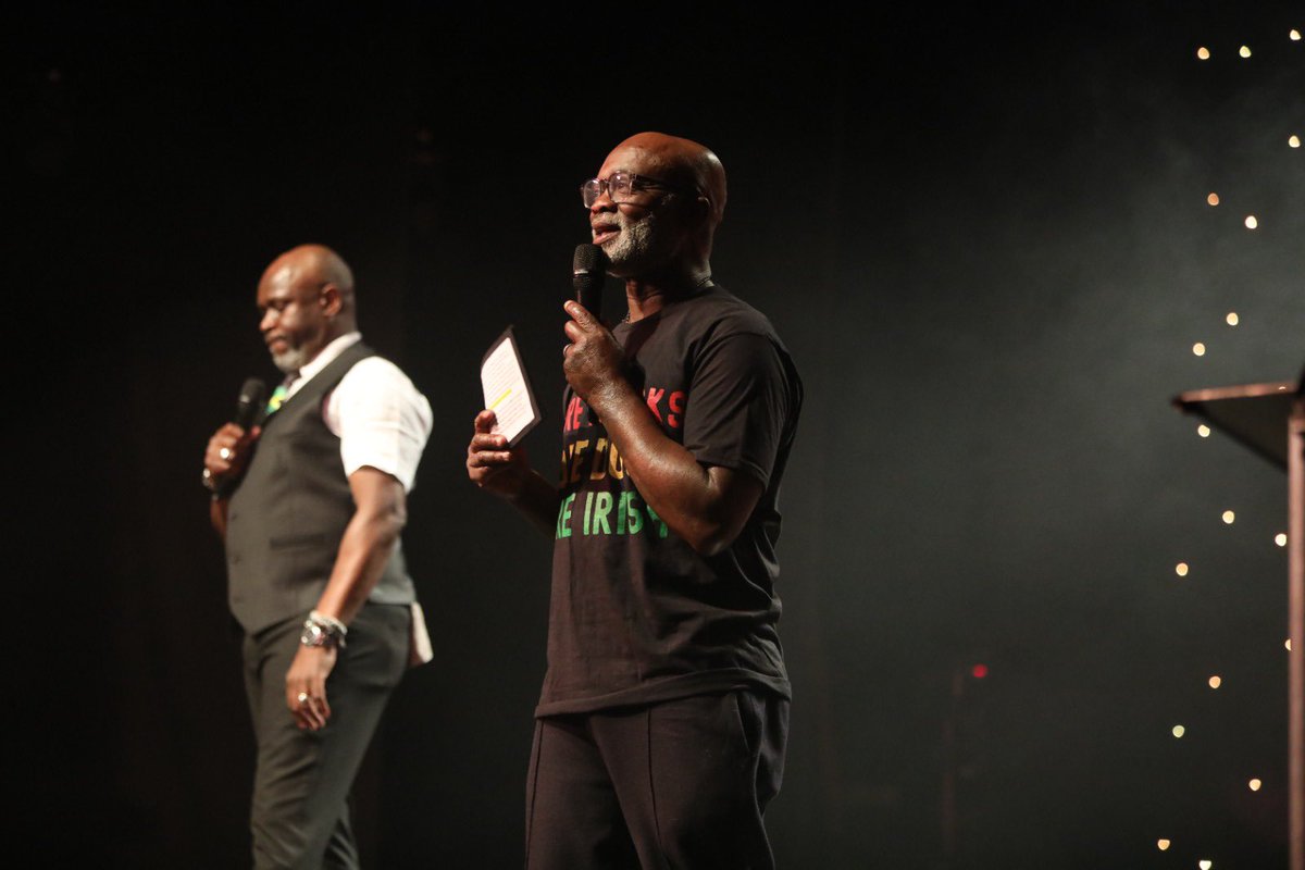 Thread 1/3

What a night! Lewisham came together in style, in one of the largest Windrush celebrations in the UK.

Marking 75 years since the arrival of the HMT Empire Windrush to a full-house at the Catford Broadway Theatre.