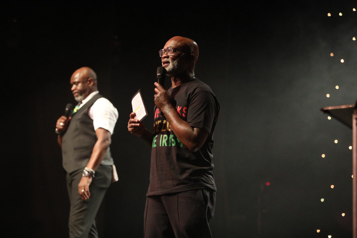 Thread 1/3 What a night! Lewisham came together in style, in one of the largest Windrush celebrations in the UK. Marking 75 years since the arrival of the HMT Empire Windrush to a full-house at the Catford Broadway Theatre.