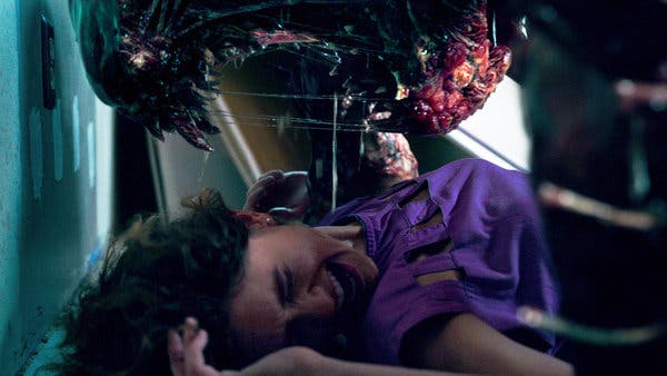 wildeyedstorm's tweet photo. every day i think of the fact nancy has been especifically targetted both by the mind flayer in s3 and vecna in s4. like what does it mean https://t.co/hq4gAbdPjg