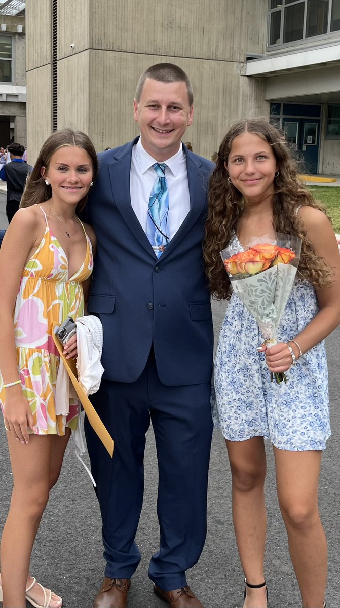 Students learn new things each year, why not teachers? This year, I studied Polish and had conversations with these students in their native language every day at lunch. Powodzenia w przyszłym roku. Miłego lata!