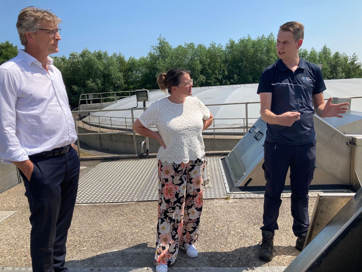 Wat goed dat <a href="/ElineVedder/">Eline Vedder</a> zich verdiept in de waterschapswereld. De portefeuillehouder water van het #cda laten wij graag zien welke enorme uitdagingen er zijn. <a href="/WDODelta/">Waterschap Drents Overijsselse Delta</a> <a href="/waterschappen/">Unie v Waterschappen</a> 
Menno Wichers, onze locatiebeheerder rwzi Zwolle geeft uitleg.