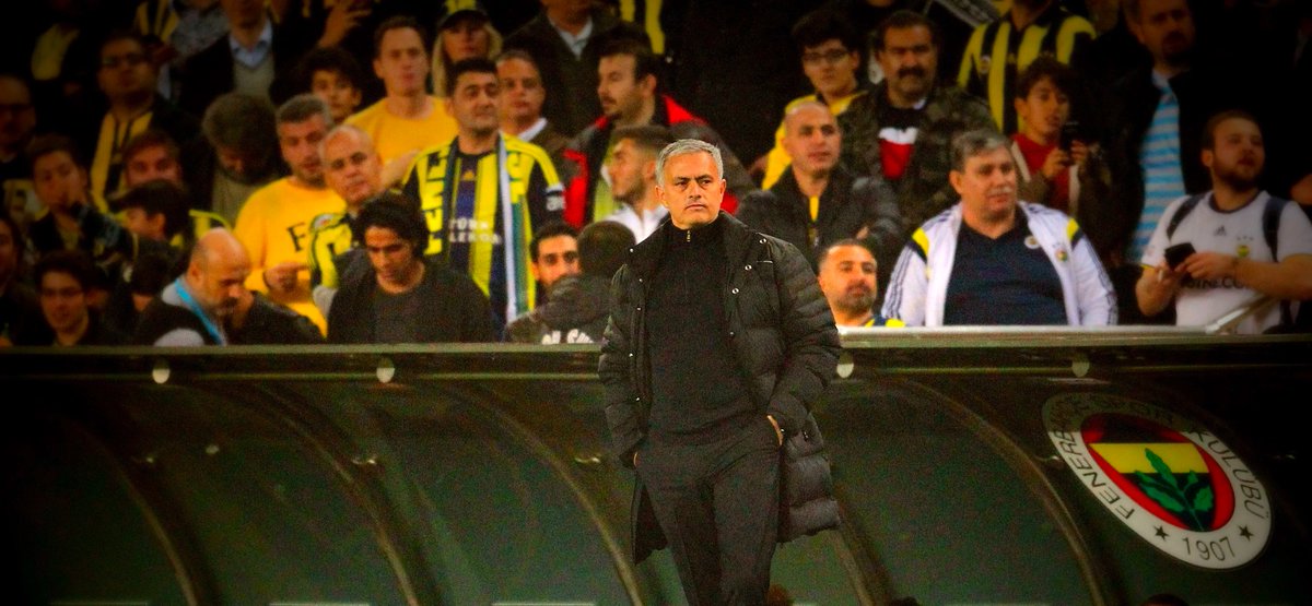 📢 Aziz Yıldırım: Fenerbahçe için gönlümden geçen teknik direktör Jose Mourinho.