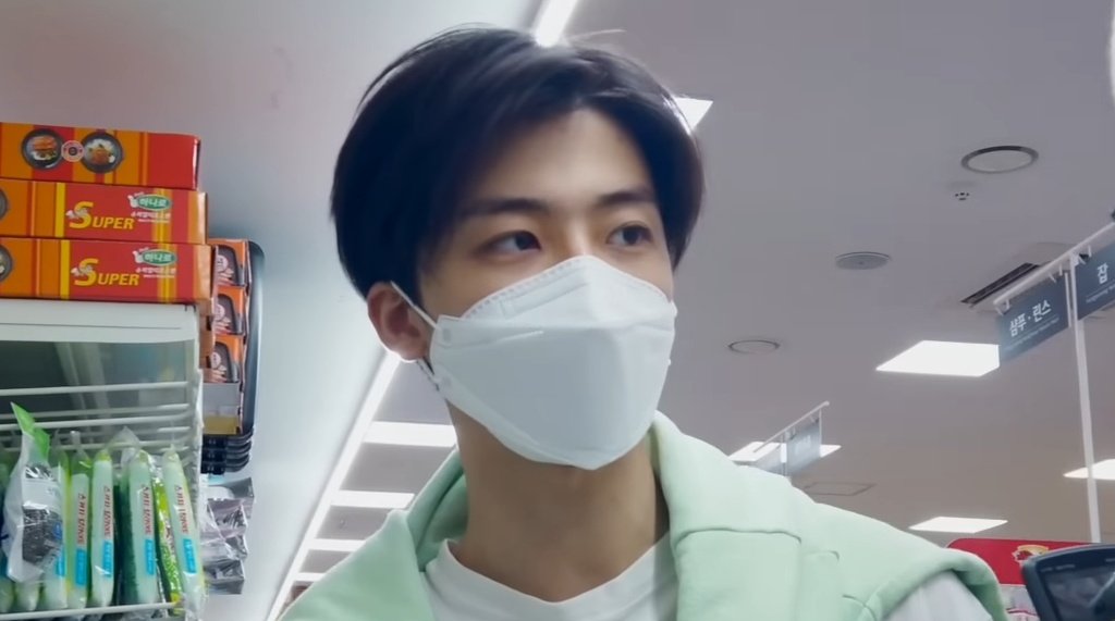𝙮𝙤𝙪𝙧 𝙛𝙖𝙩𝙝𝙚𝙧 tweet media
