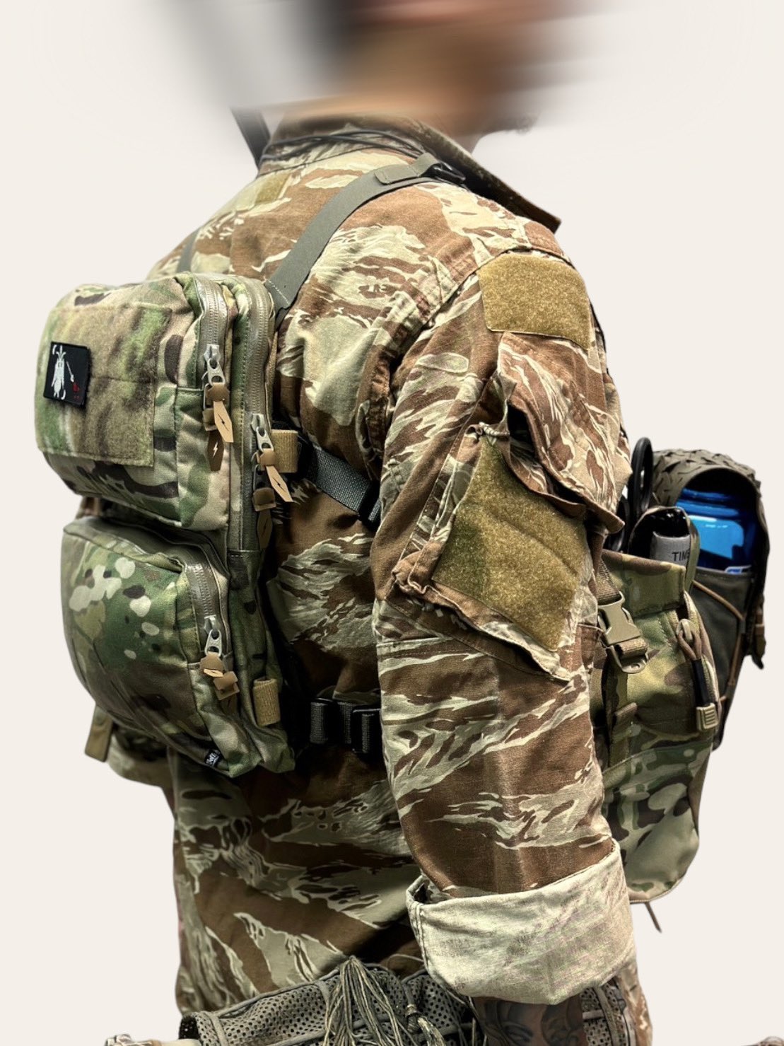 大幅に値引き VOLK TACTICAL GEAR ModularBag マルチカムアリッド