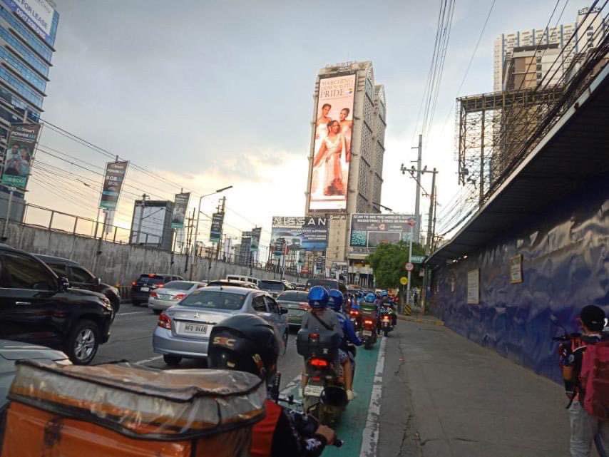 im in 8 billboards across manila lmfao