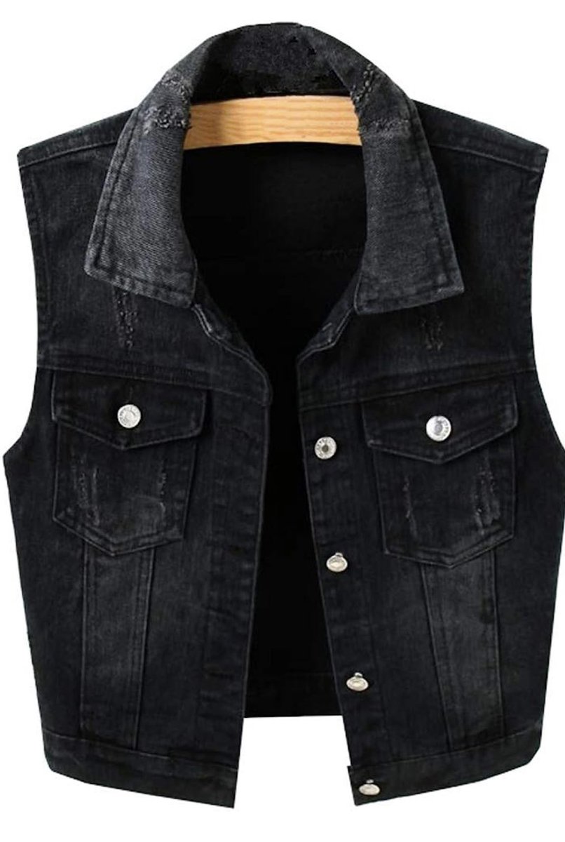 vampinside's tweet image. Inspiration has struck! Here are some hints at my next Des Rocs project based on my favorite song #desrocs #devilinside