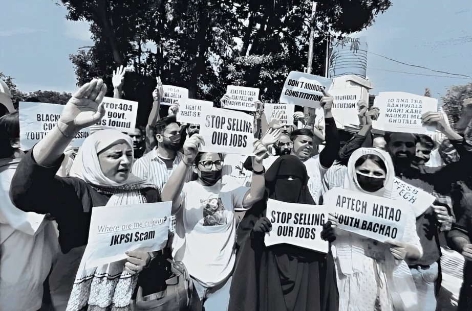 sharmakeshav091's tweet photo. We are Deprived from our Rights for Last 2-3 Years .2020 Recruitment still pending in #jkssb Conduct #jkssb exams without #aptech
Bring strict reforms in Jkssb
#JkssbScams
#ConductExamsWithoutAptech
#AmitShahRemoveAptech
#AmitShahRestructureJkssb https://t.co/XjyOz8SwFB