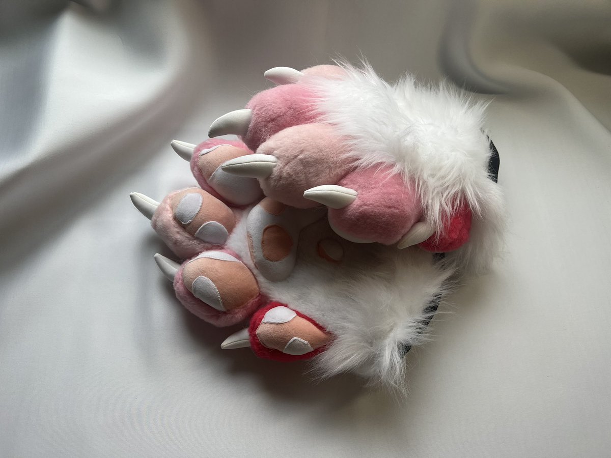 Mostly Bad tweet media