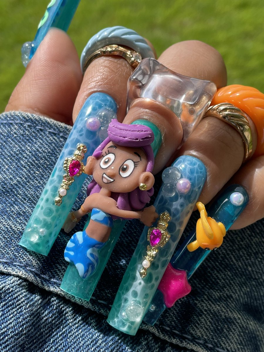 prettynailtech's tweet image. 3D Bubble Guppy! 🫧🧜🏽‍♀️⭐️🐠✨

I’ll be on live later making Deema 💛
Follow me on TikTok @/prettyyynailtech