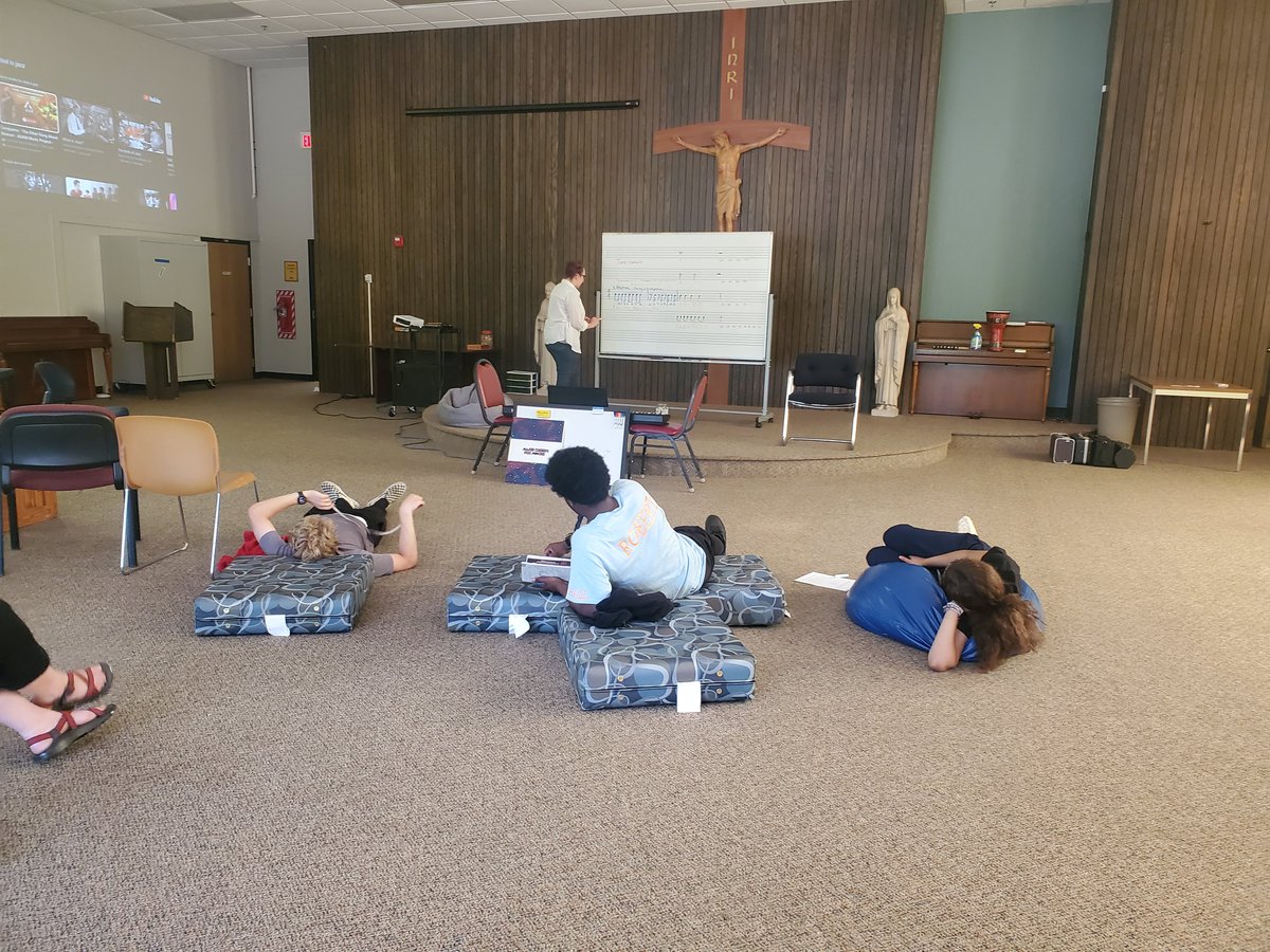 HolyCrossServ's tweet photo. We are in our second week of our Belong, Be Strong Summer Youth Program. Not only are they catching up on remedial education classes, but they are experiencing music and art therapy, leadership development, and life skills. #belongbestrong #summerprogram https://t.co/g1PD4dY3Bz