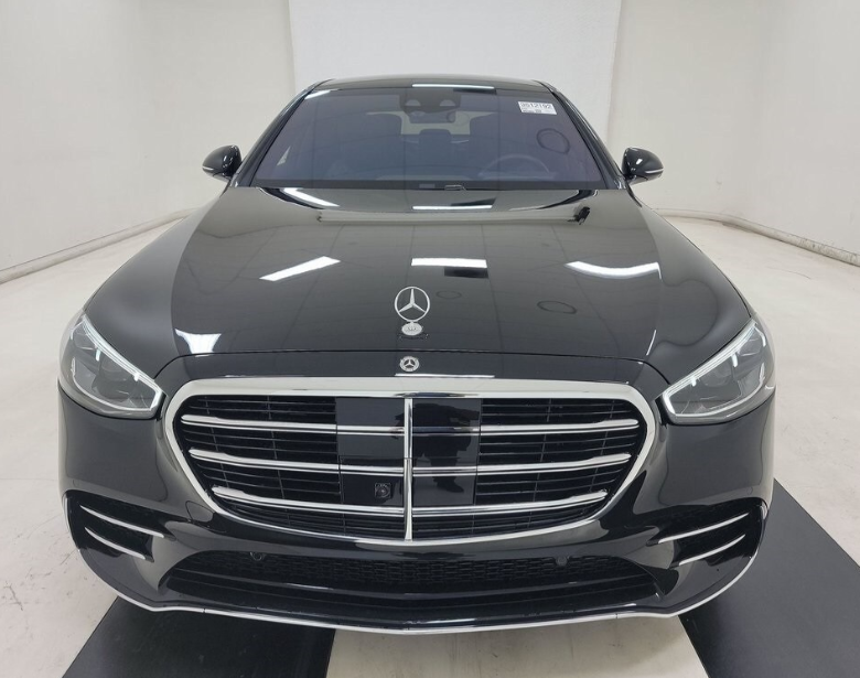 TexasCarsDirect's tweet photo. Take your driving experience to the next level with a luxury car from Texas Cars Direct. From sleek sedans to powerful SUVs, they have it all. https://t.co/yt2tu4sP9O https://t.co/pRIa68Vbui