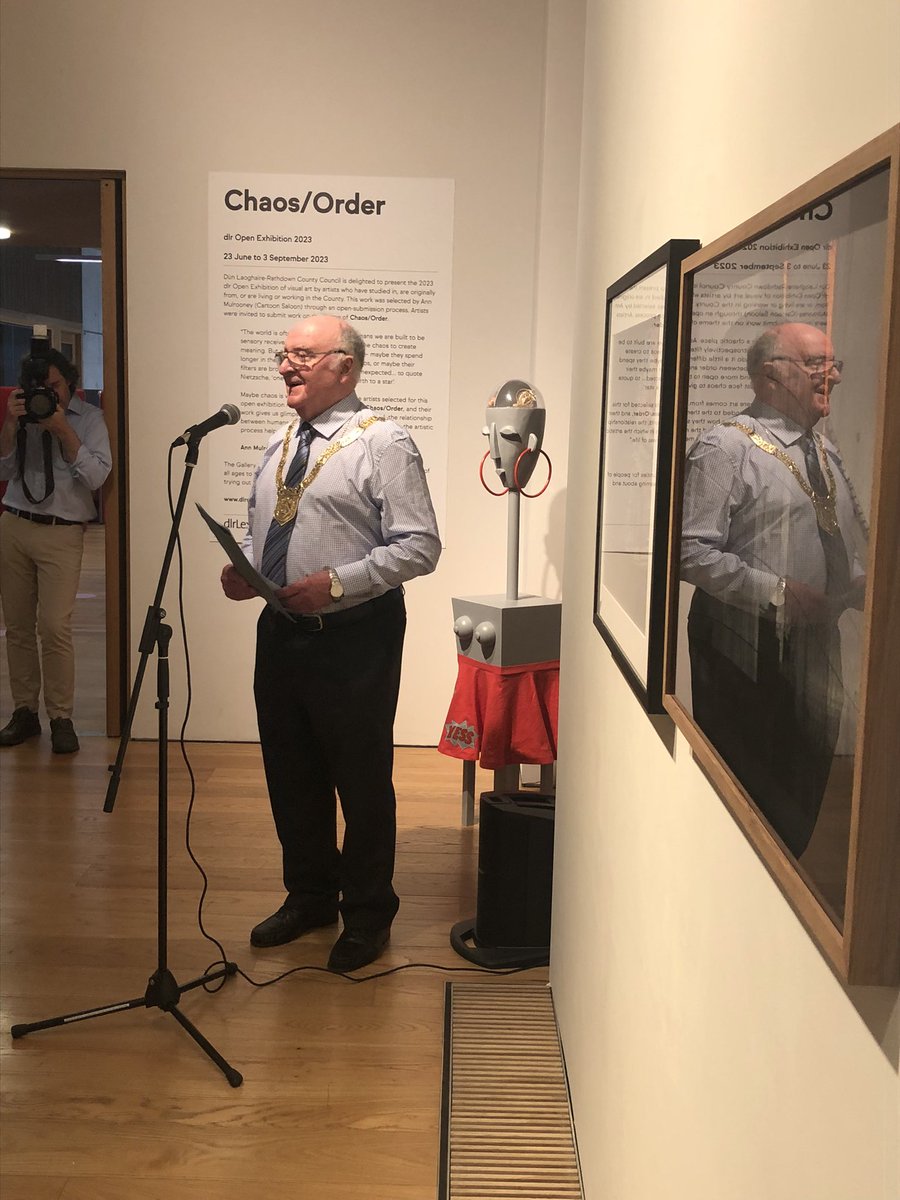 Wonderful evening in @dlrLexIcon at the opening of the Chaos/Order exhibition with An Cathaoirleach Cllr Denis O’Callaghan. Stunning work; congratulations to all the artists taking part!