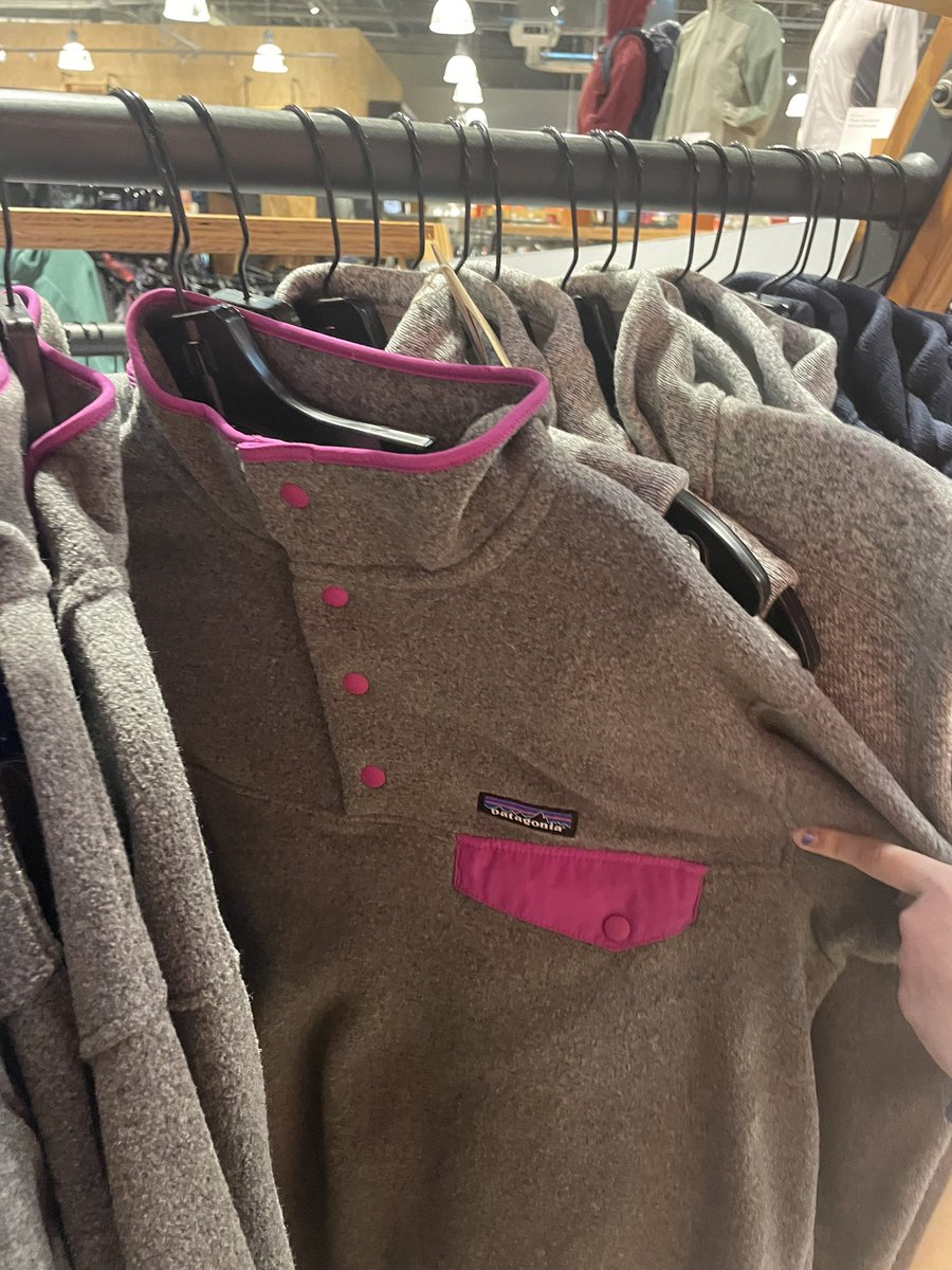 icebatluck's tweet image. This is soooo clairo