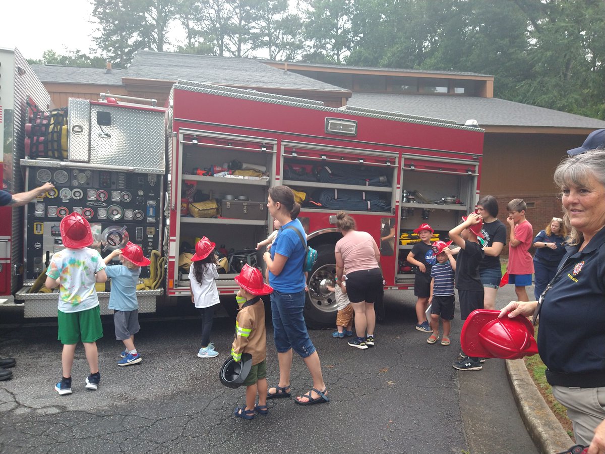 cobblibrary's tweet photo. Kids and parents alike were thrilled with the Fire Safety Storytime at #StrattonLibrary that included a tour of Engine 10. Thank you to all the Cobb County firefighters who made this storytime so special!
.
#CobbFire #CobbLibrary @cobbcountyfire https://t.co/h3fFBlkFbW