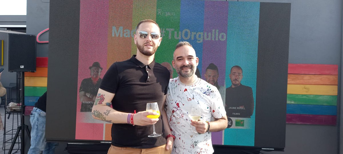 FuenlaEntiende's tweet photo. Igor y Miguel han estado esta tarde en la presentación de la campaña Madrid #TuOrgullo que la @Coord3smad ha hecho un año más y en la que Fue la Entiende ha vuelto a participar
#Pride2023 https://t.co/b8GeKd4VTS