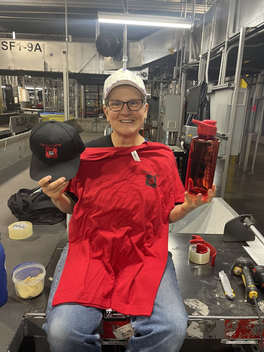 Lori P!!!! She been with UPS part time for 33 years and Safety is one of her priorities. Thank you for being safe Lori.