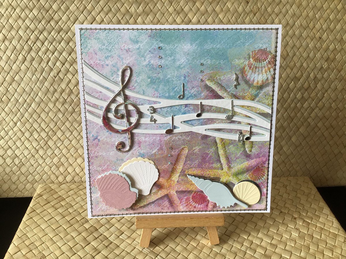 Never let it be said that I don’t enjoy making waves….

etsy.com/uk/listing/121…

#YourBizHour #womaninbizhour #etsyshop #musicmakers #bespokecards